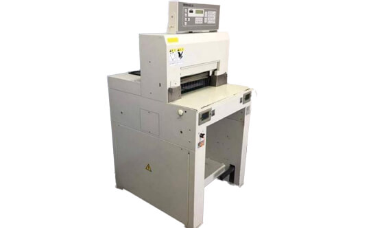 ホリゾン 断裁機