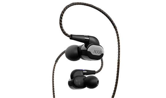 AKG N5005を高額買取中。