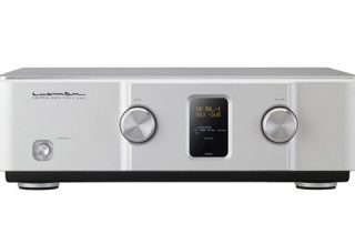 LUXMANのプリアンプ、c-1000f