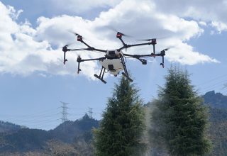 農薬散布ドローン