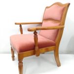 横浜ダニエルのダイニングチェア